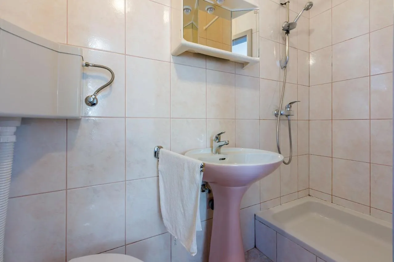 Apartments Arijana Dramalj