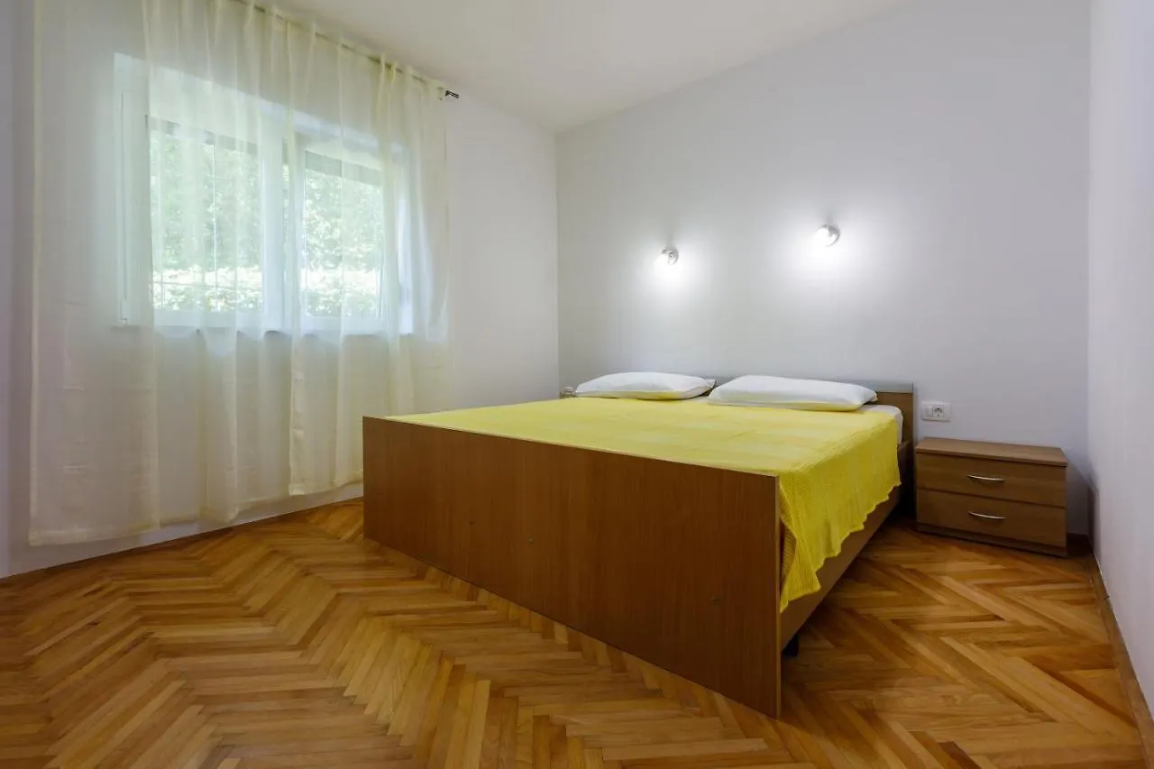 Apartments Arijana Dramalj